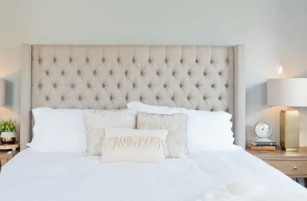 The Comfort of Luxury: Why a Hotel Suite with Down Pillows Elevates Your Stay