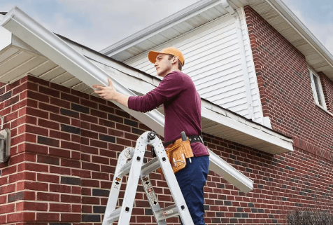 installing vinyl rain guttering in the home