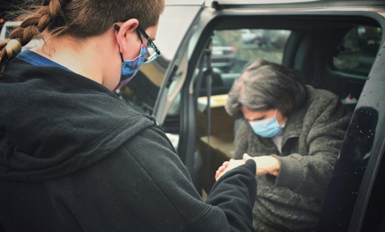 contact tracking response node